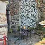 Maison Des Remparts * Murat (Cantal)