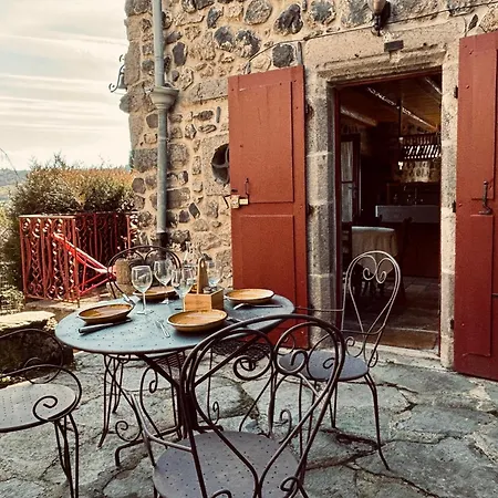 - Maison Des Remparts * Murat (Cantal)